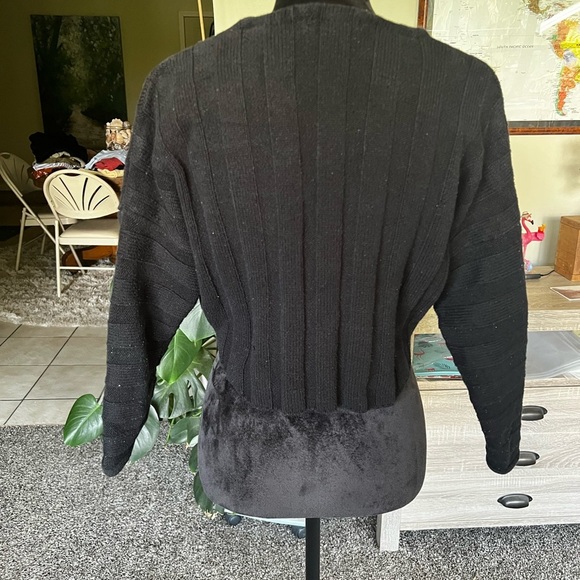 Forever 21 Classic Black V-Neck Sweater - Picture 3 of 6